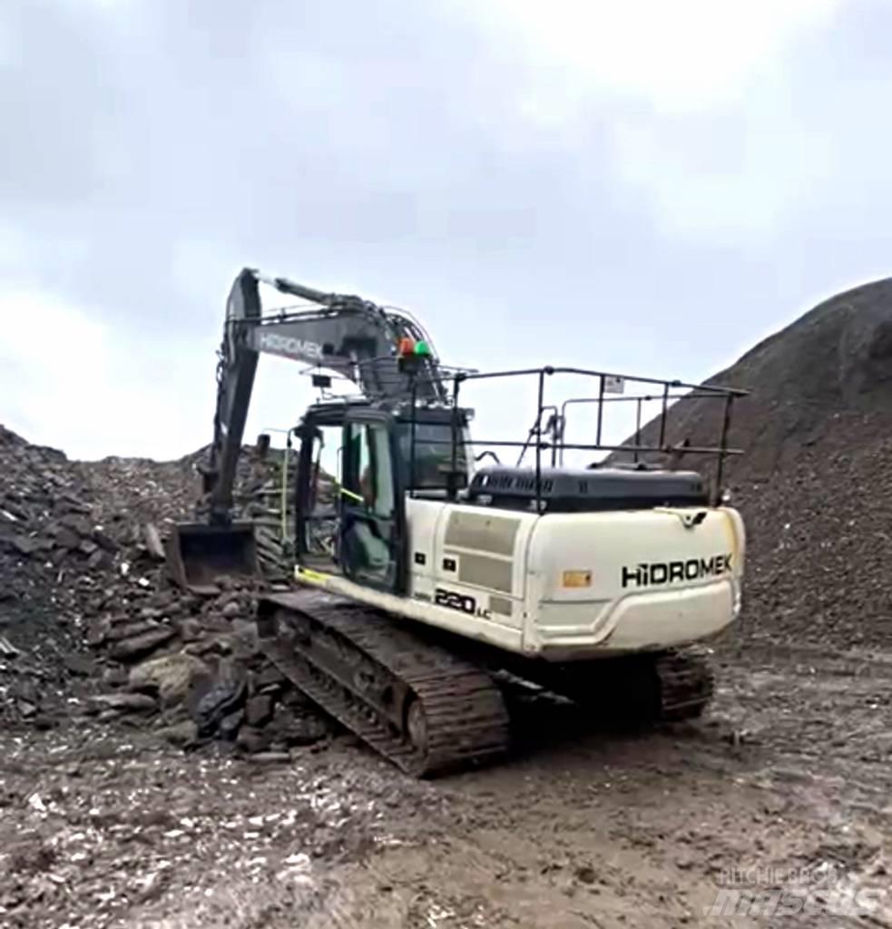 Hidromek HMK 220 LC Bandgrävare