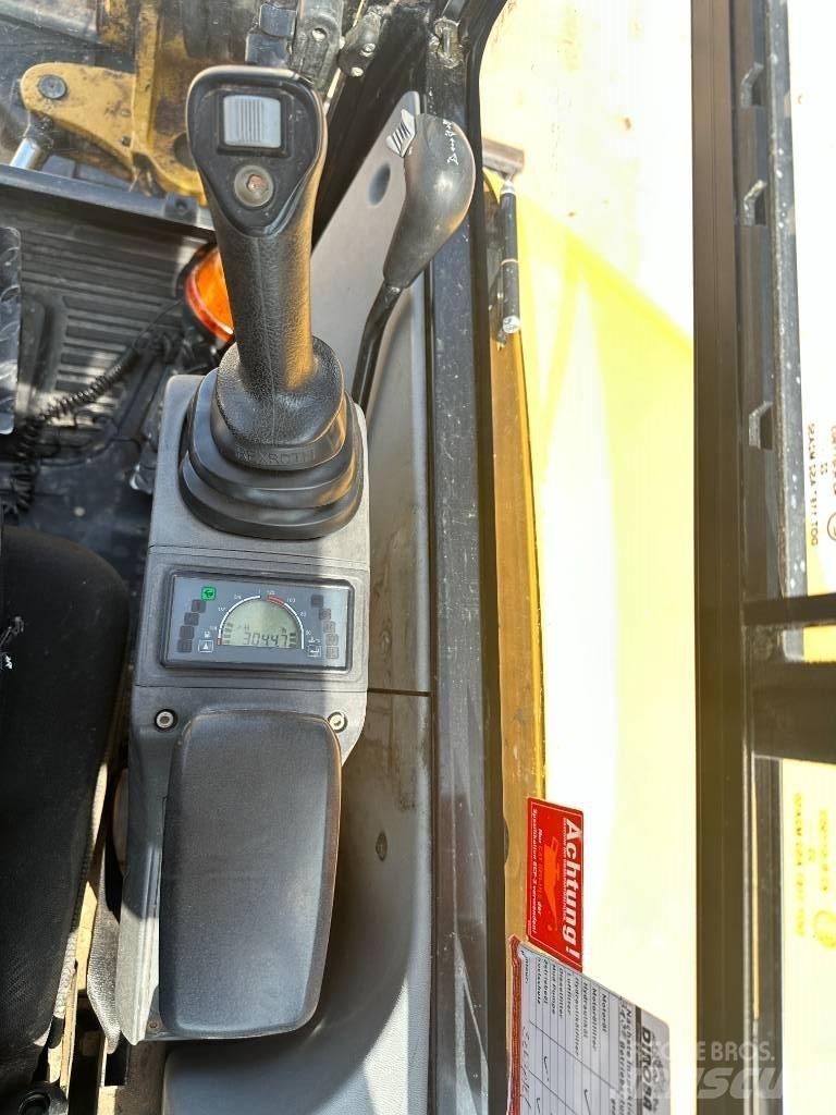 CAT 302.7 D CR Minigrävare < 7t