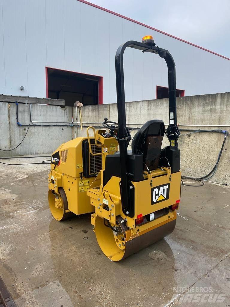 CAT CB 1.7 Tvåvalsvältar