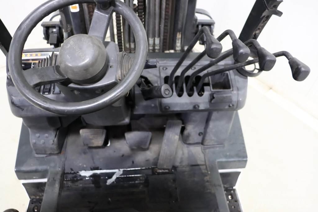 Nissan U1D2A20LQ Gasolmotviktstruckar