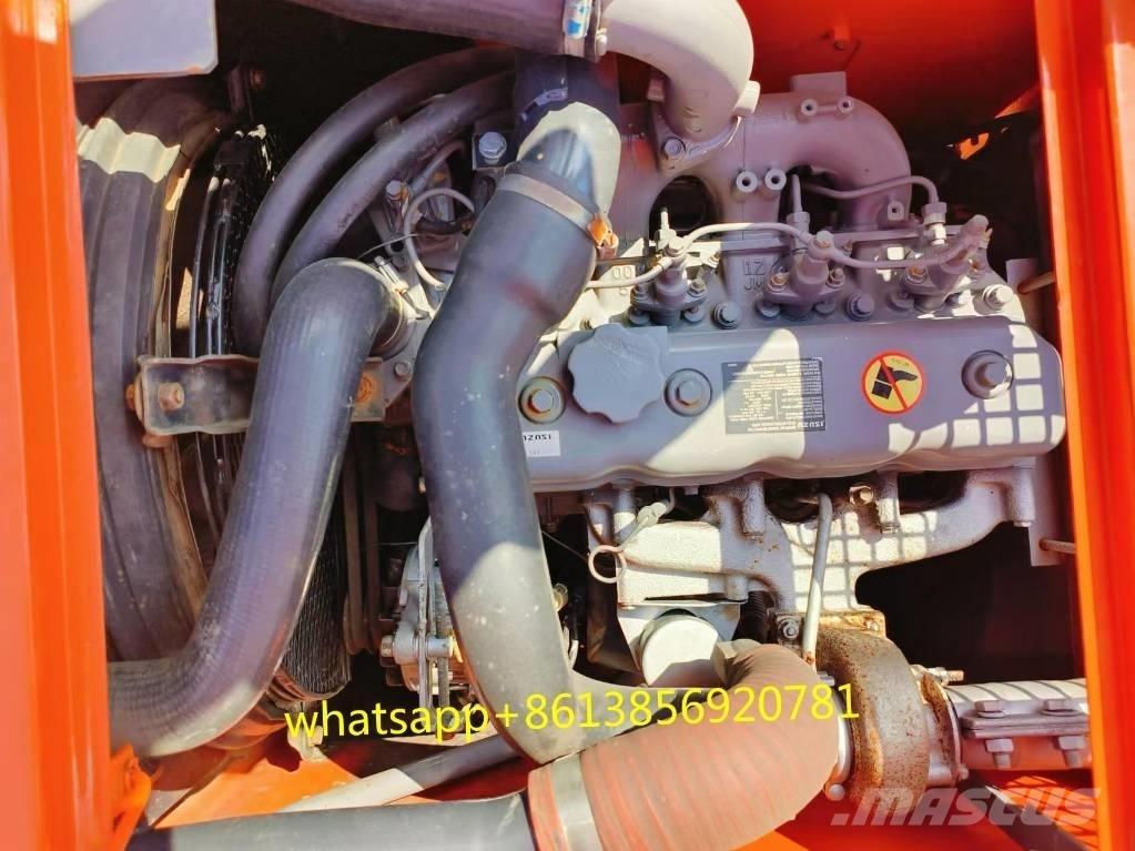 Hitachi ZX 135 US Bandgrävare