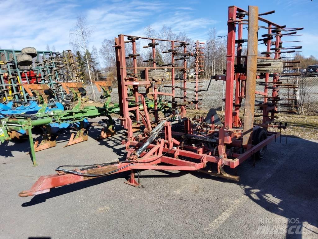 Väderstad NZA600 Harvar