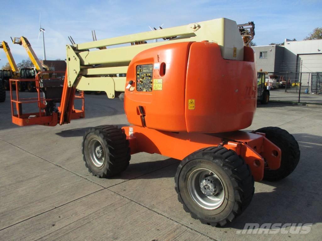 JLG 450 AJ (747) Bomliftar