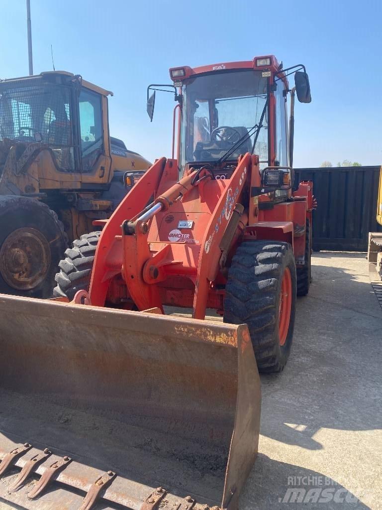 Fai KOMATSU 595s Grävlastare
