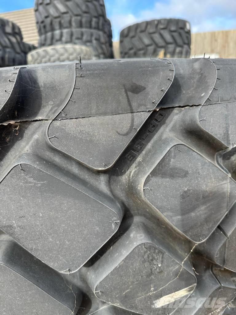 Goodyear 20.5R25 Däck, hjul och fälgar