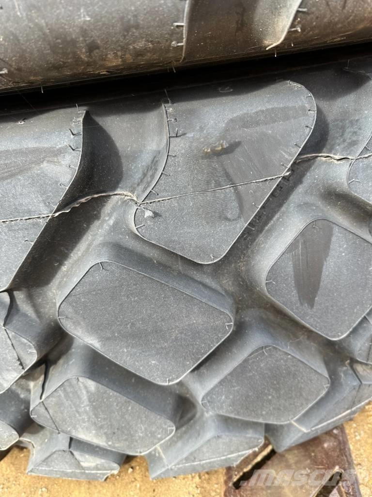 Goodyear 20.5R25 Däck, hjul och fälgar