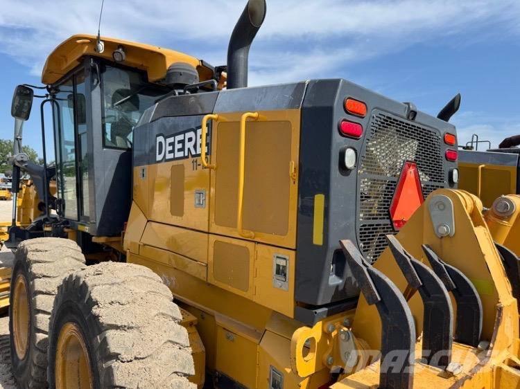 DEERE 772GP Väghyvlar