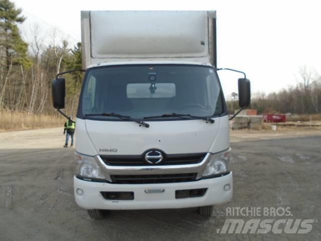 Hino 195 Lätta skåpbilar