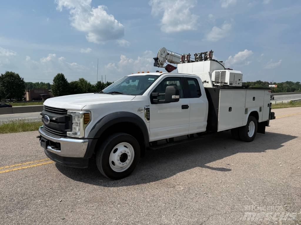 Ford F 550 XL SD Plogbilar
