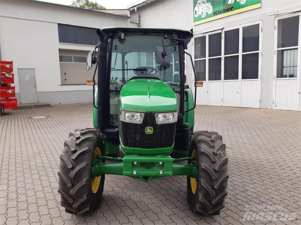 John Deere 5058E Traktorer