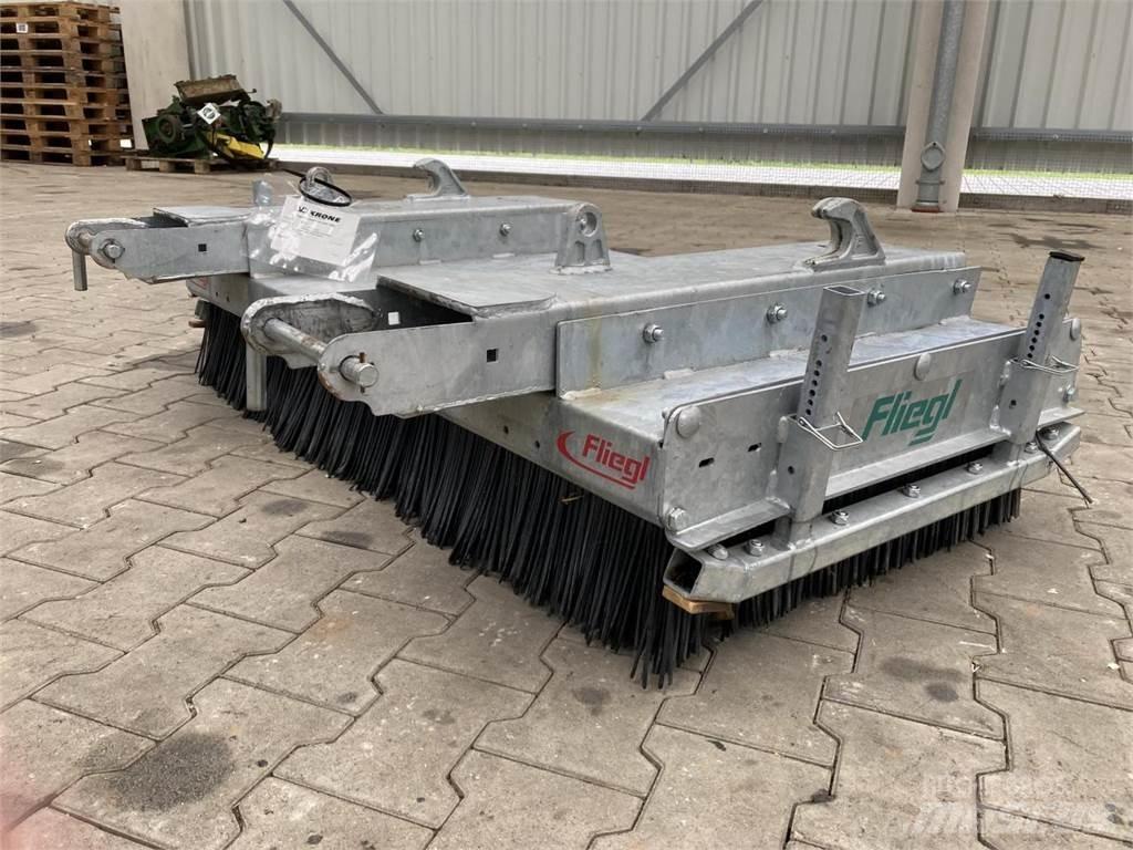 Fliegl Löwe 1,50m Sopmaskiner