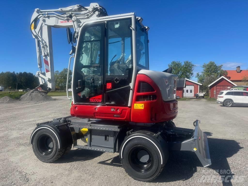 Takeuchi TB 370 W Hjulgrävare