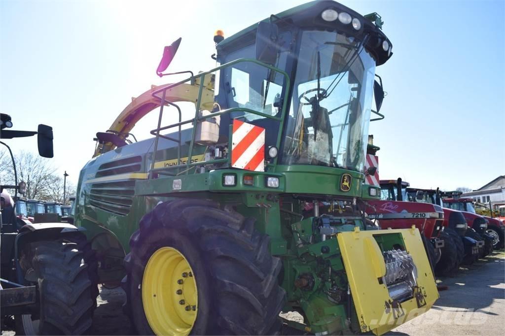 John Deere 7250 i Självgående fälthackar