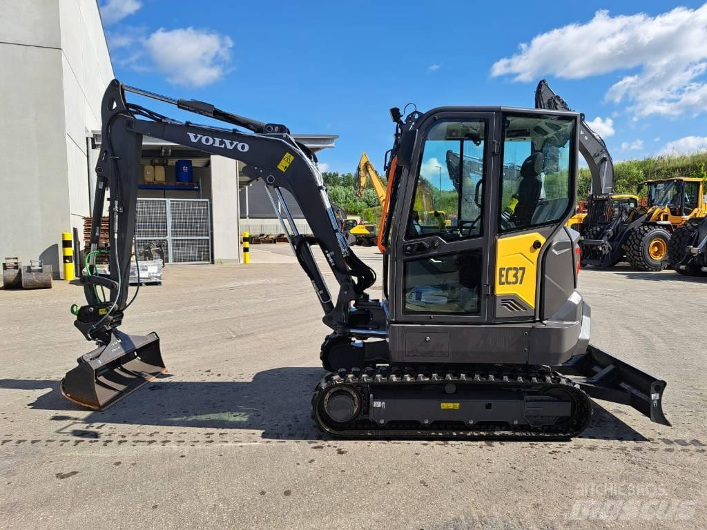 Volvo EC 37 F Minigrävare < 7t