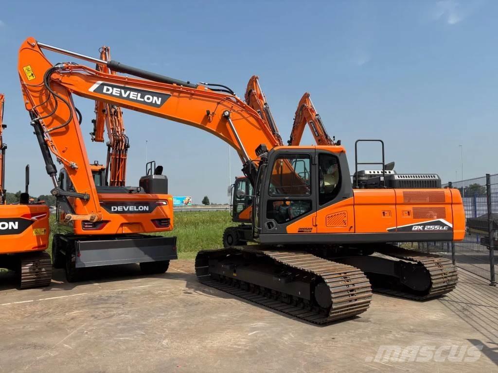 Develon DX255LC-7 Bandgrävare