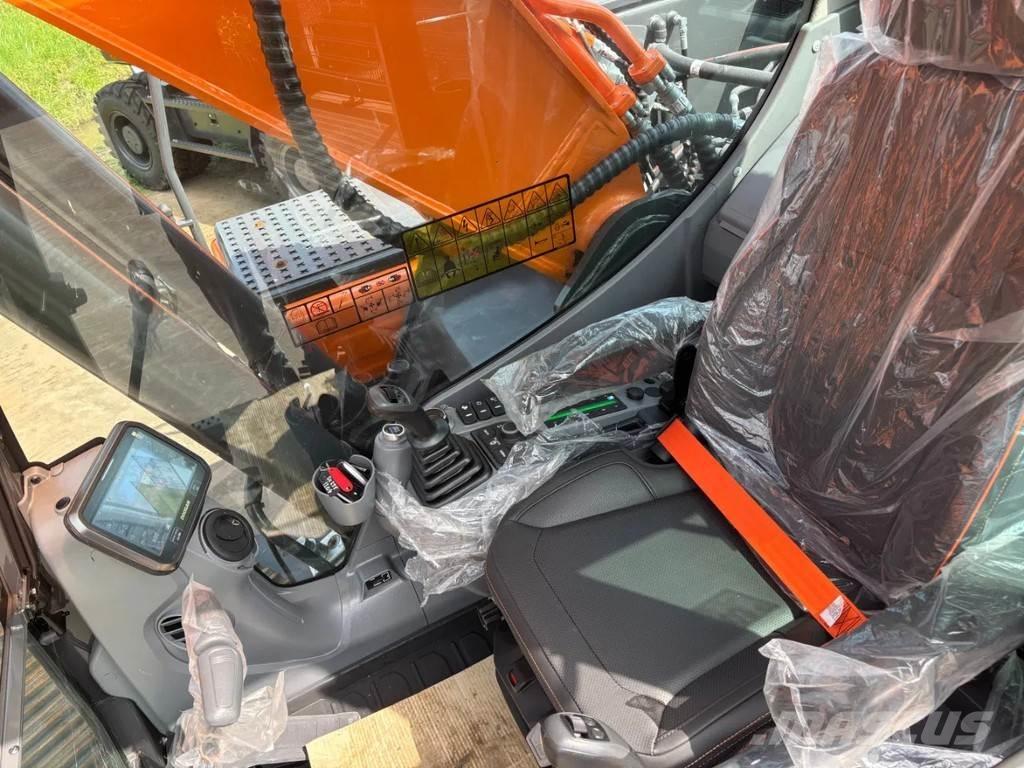 Develon DX255LC-7 Bandgrävare
