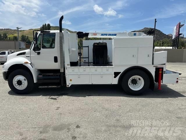 International 4300 Plogbilar