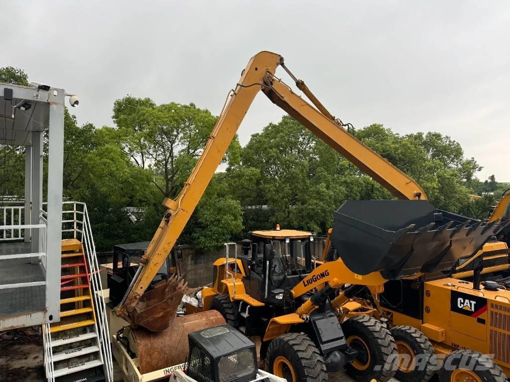 CAT 320 B Amfibiska grävmaskiner