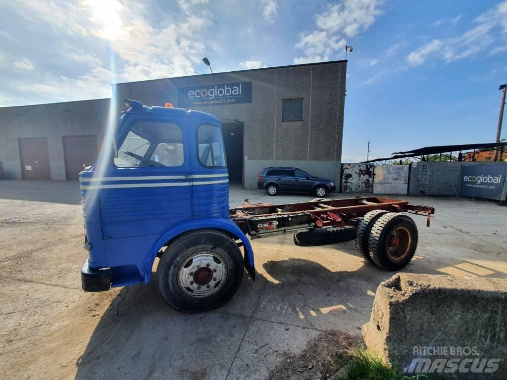 Pegaso COMET 1090 Chassier