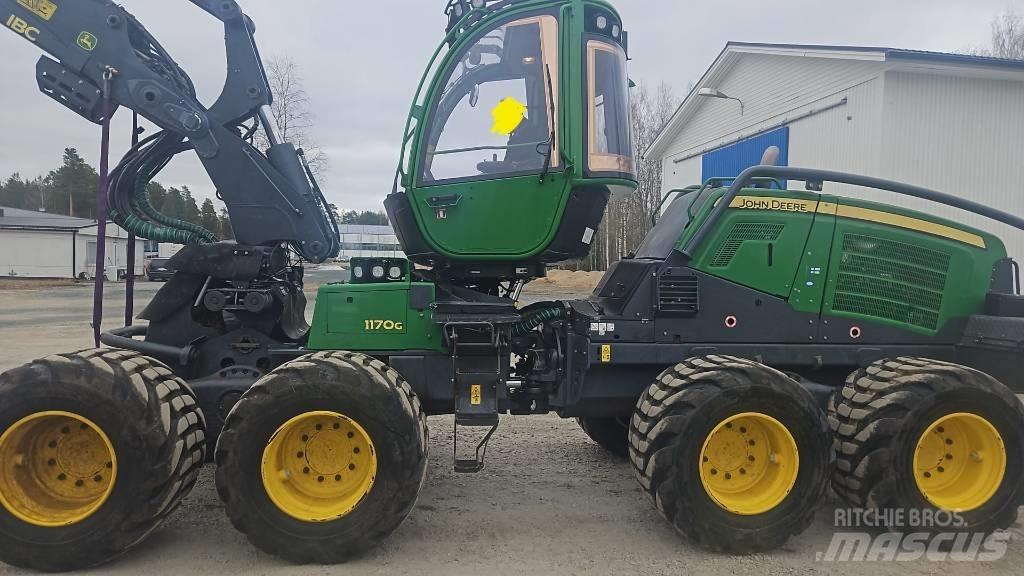 John Deere 1170 G Skördare