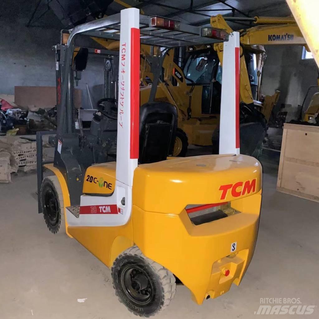 TCM FD 25 Dieselmotviktstruckar