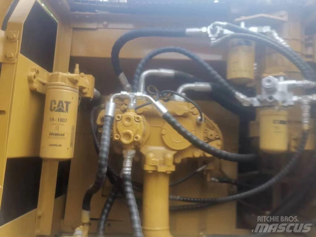 CAT 325 DL Bandgrävare