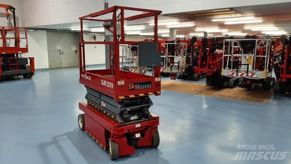 SkyJack SJIII 3219 Saxliftar