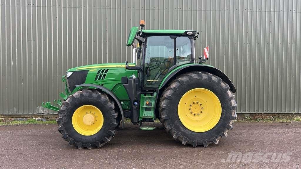 John Deere 6215R Traktorer