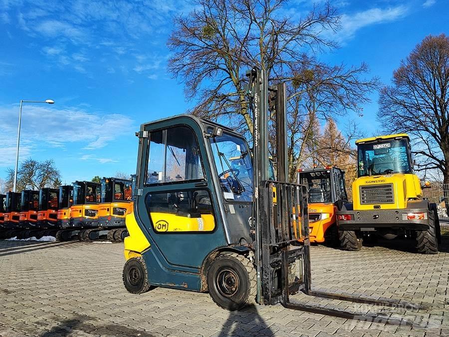 Om-Pimespo XG15 Gasolmotviktstruckar
