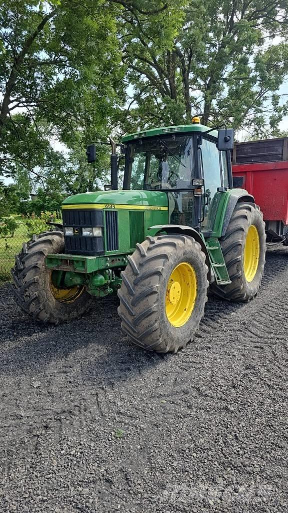 John Deere 6910 Traktorer