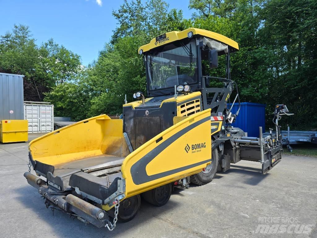 Bomag BF 300 P-2 Asfaltsläggningsmaskiner