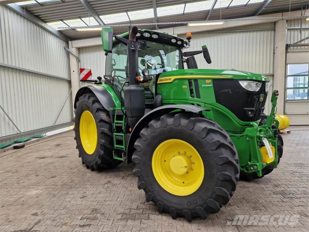 John Deere 6R 250 Traktorer