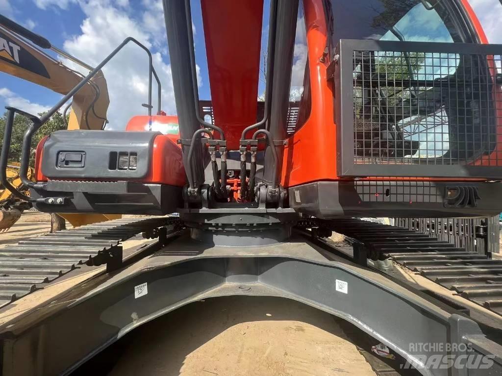Doosan DX225-9C Bandgrävare