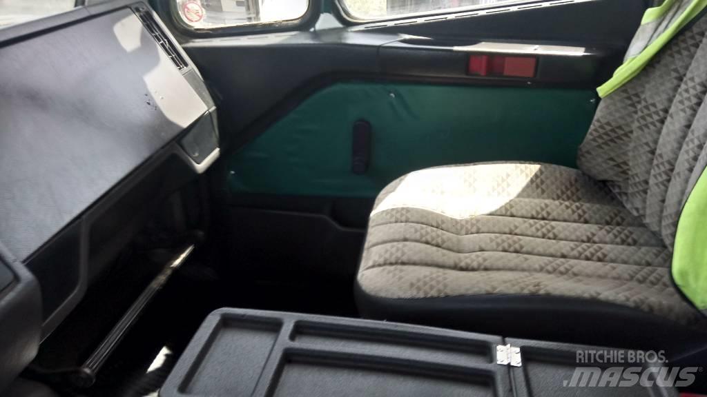 Mercedes-Benz 3538 Tippbilar