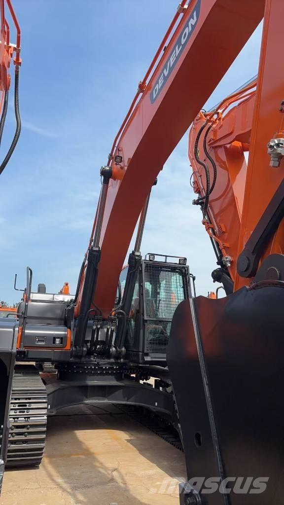 Develon DX 360LCA-7B Bandgrävare