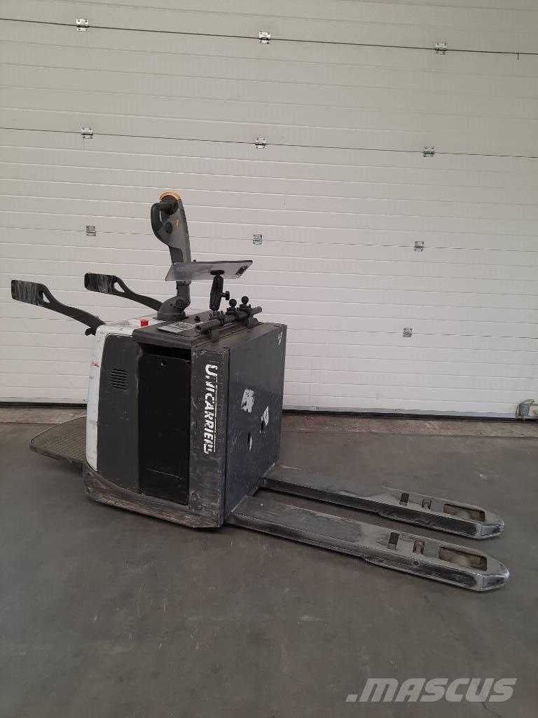 UniCarriers PMR200 Låglyftare med plattform