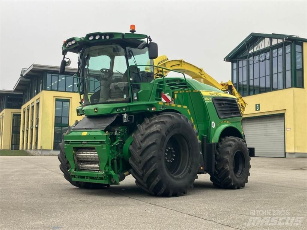 John Deere 9800i Självgående fälthackar