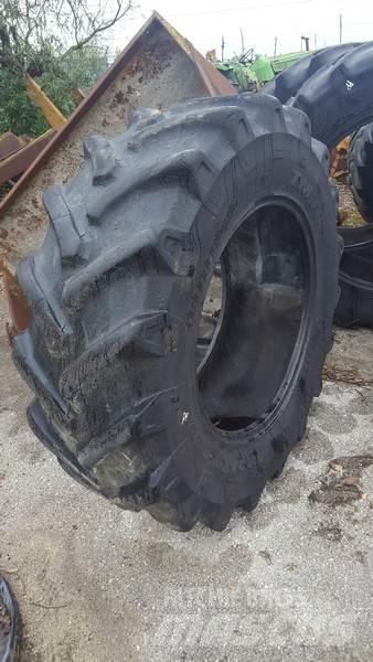  Pneu 480/70R30 Däck, hjul och fälgar