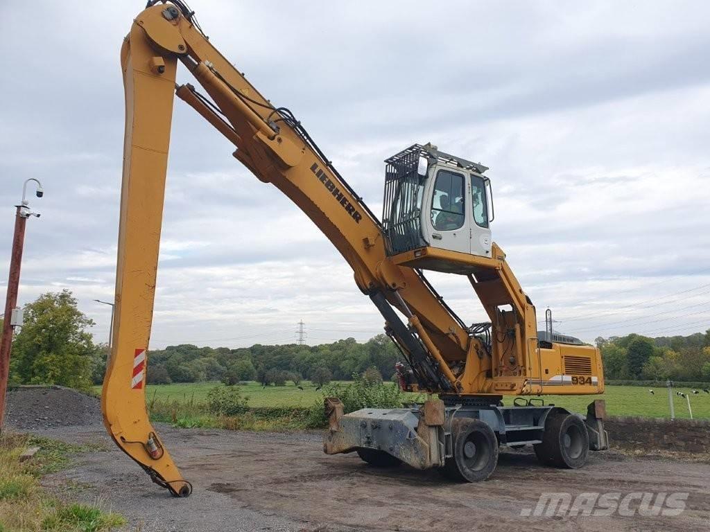 Liebherr A 934 C Avfalls / industri hantering