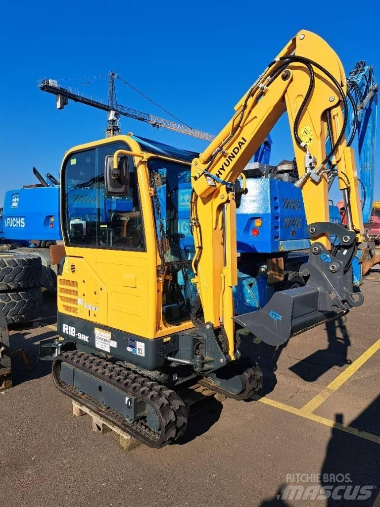 Hyundai R18-9AK Minigrävare < 7t