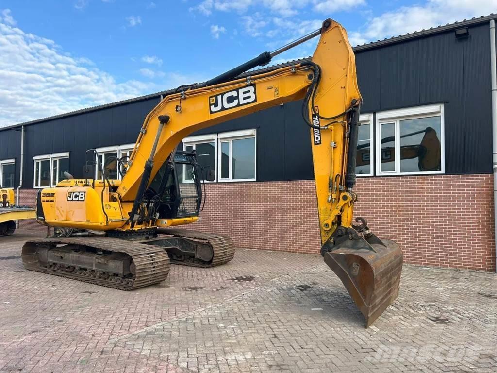 JCB JS220LC Bandgrävare
