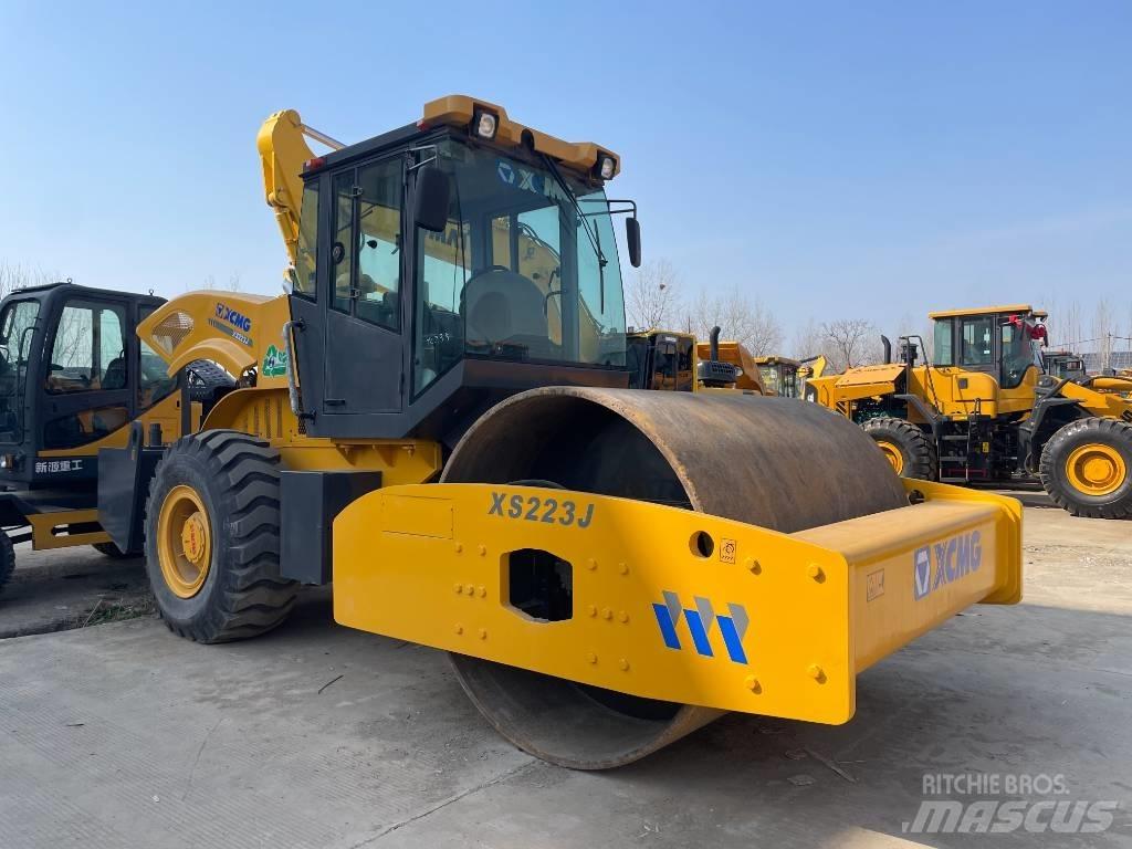 XCMG XS 223 J Envalsvältar