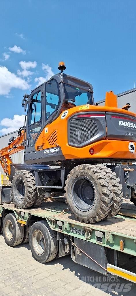Doosan DX 100 W-7 Hjulgrävare