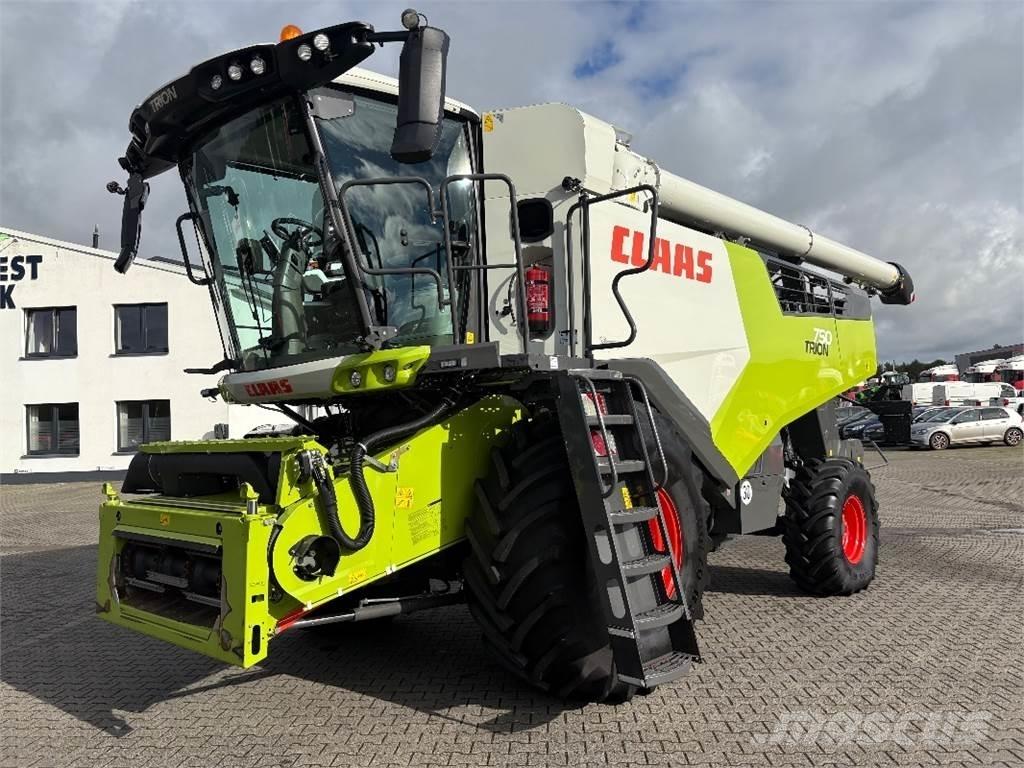 CLAAS TRION 750 Skördetröskor