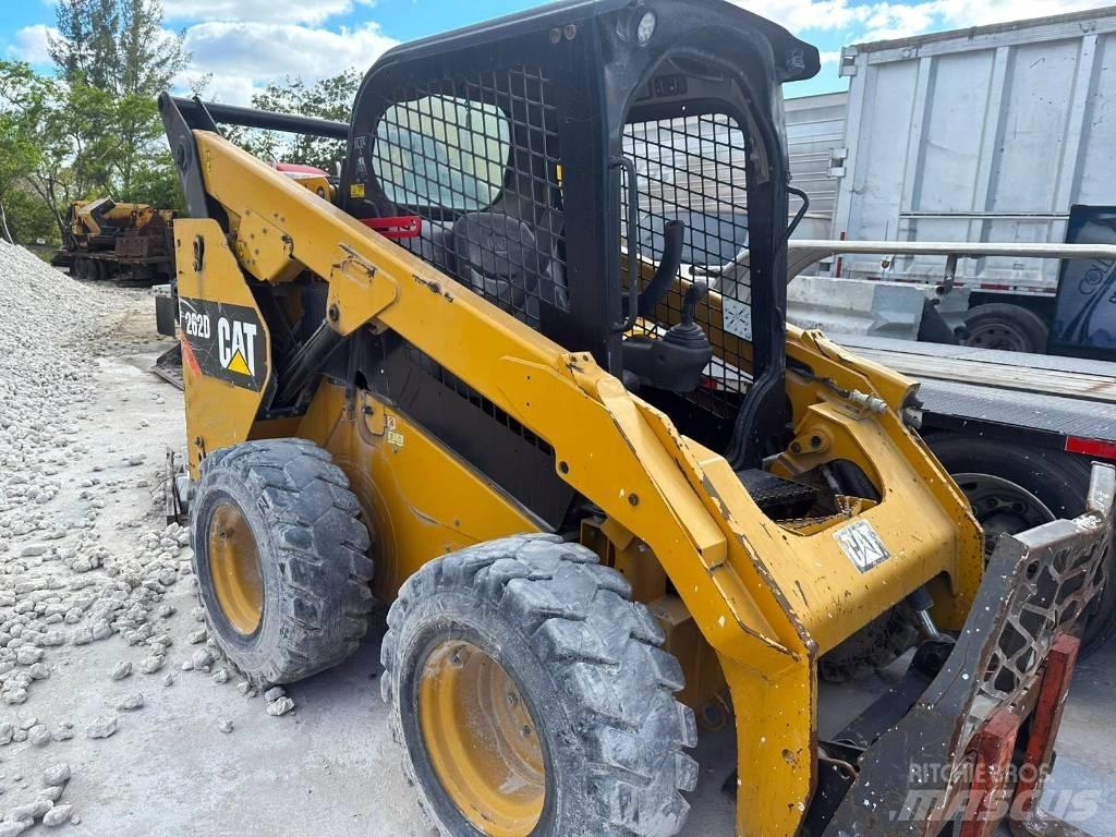 CAT 262 D Kompaktlastare