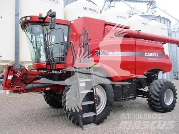 Case IH 7120 Skördetröskor