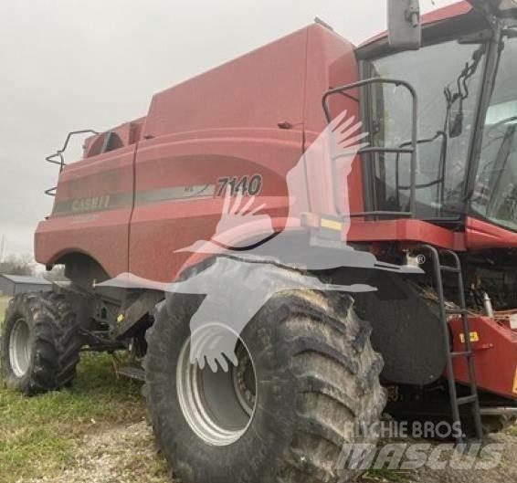 Case IH 7140 Skördetröskor