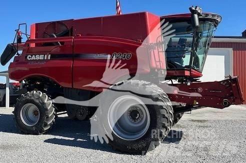 Case IH 8240 Skördetröskor