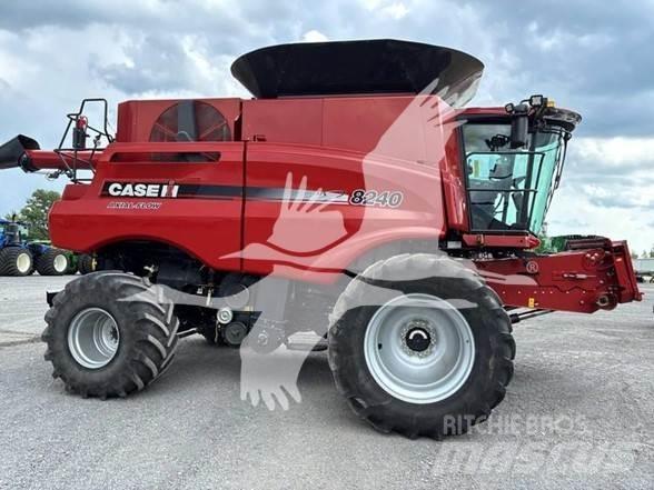 Case IH 8240 Skördetröskor