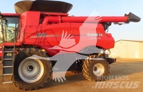 Case IH 8250 Skördetröskor